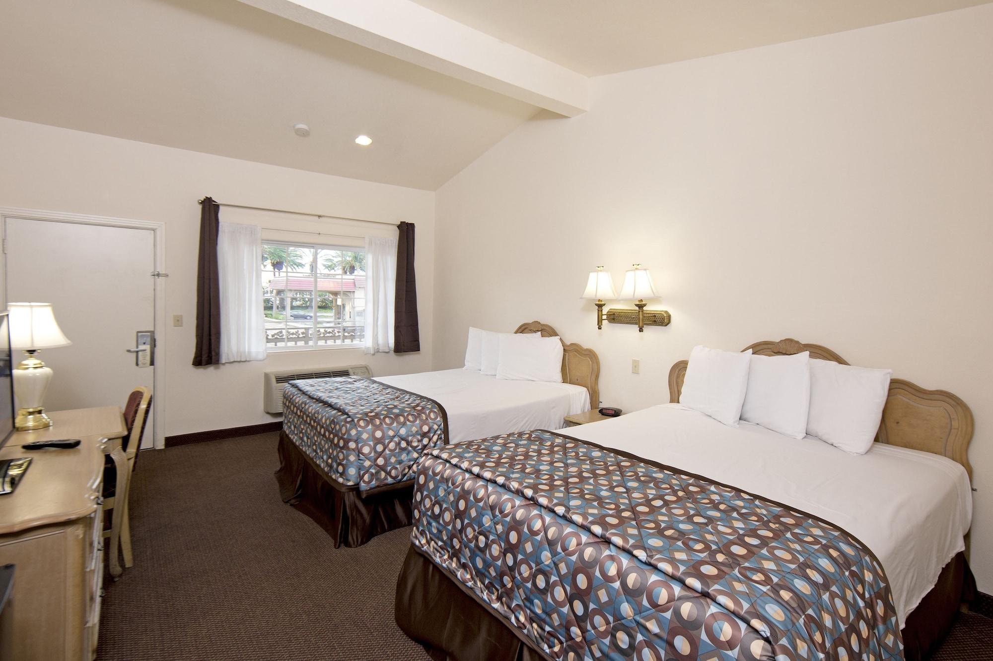 Anaheim Discovery Inn And Suites Exterior photo